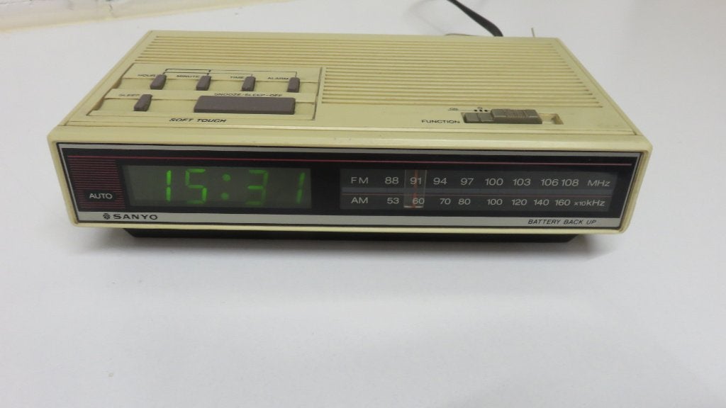 Vintage Sanyo Digitale Wekker Radio - Goede Staat, Ophalen of Verzenden, Gebruikt, Digitaal