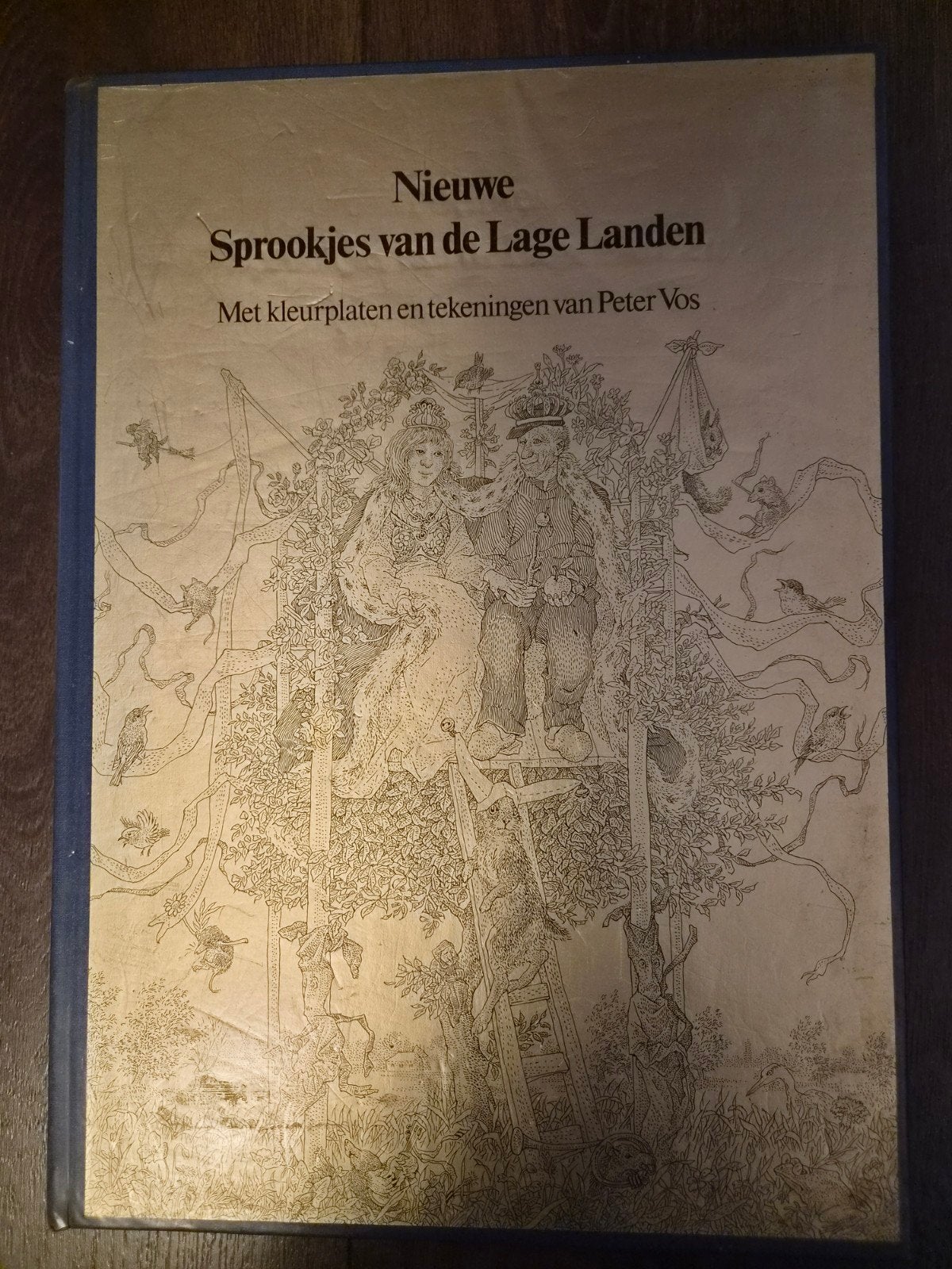 Nieuwe Sprookjes van de Lage Landen - Peter Vos, Ophalen of Verzenden, Gelezen, Peter Vos