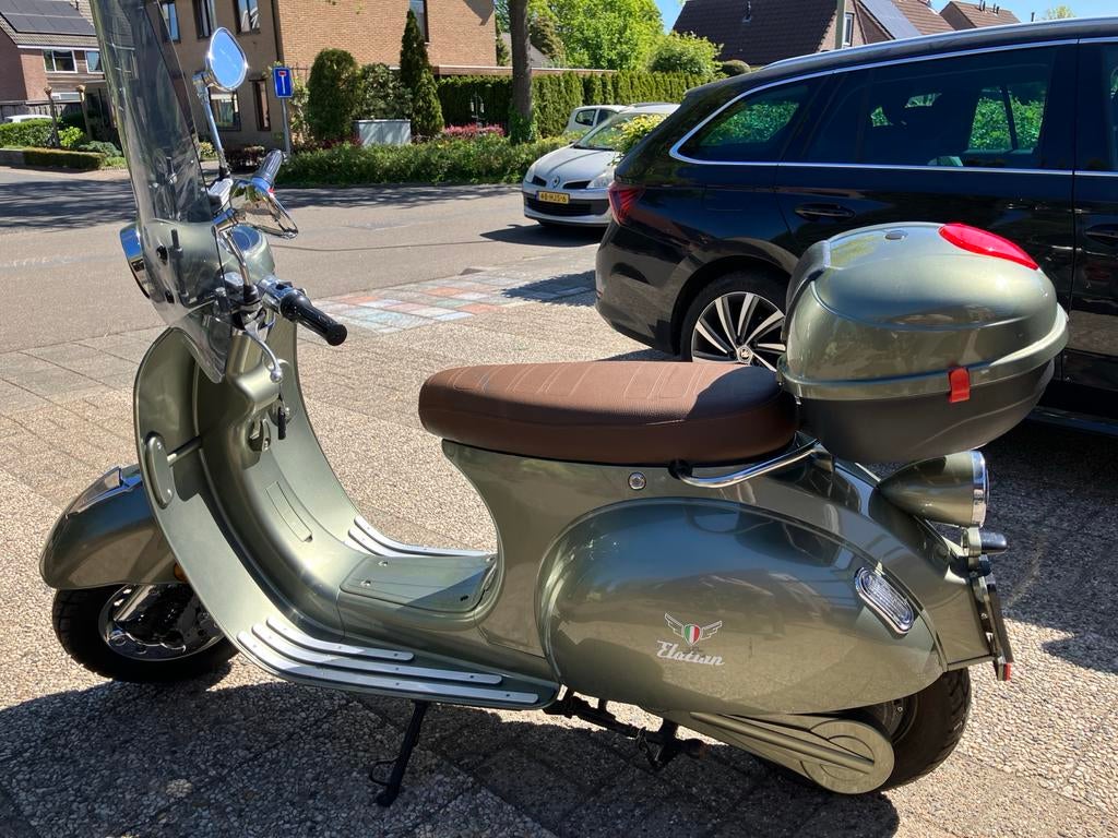 Etalian elektrische scooter, Elektrisch, Zo goed als nieuw, Ophalen, Overige merken