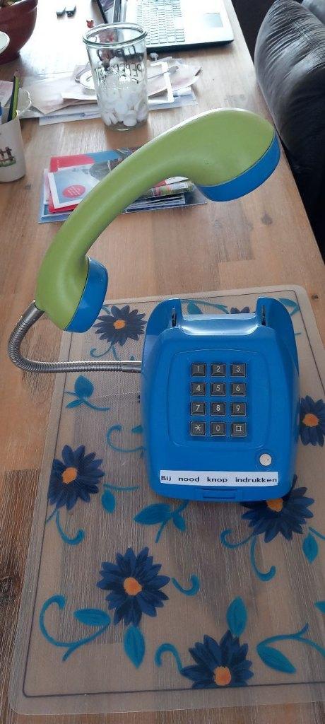 TELEFOON OUD MODEL, Telecommunicatie, Vaste telefoons | Niet Draadloos, Ophalen of Verzenden, Gebruikt