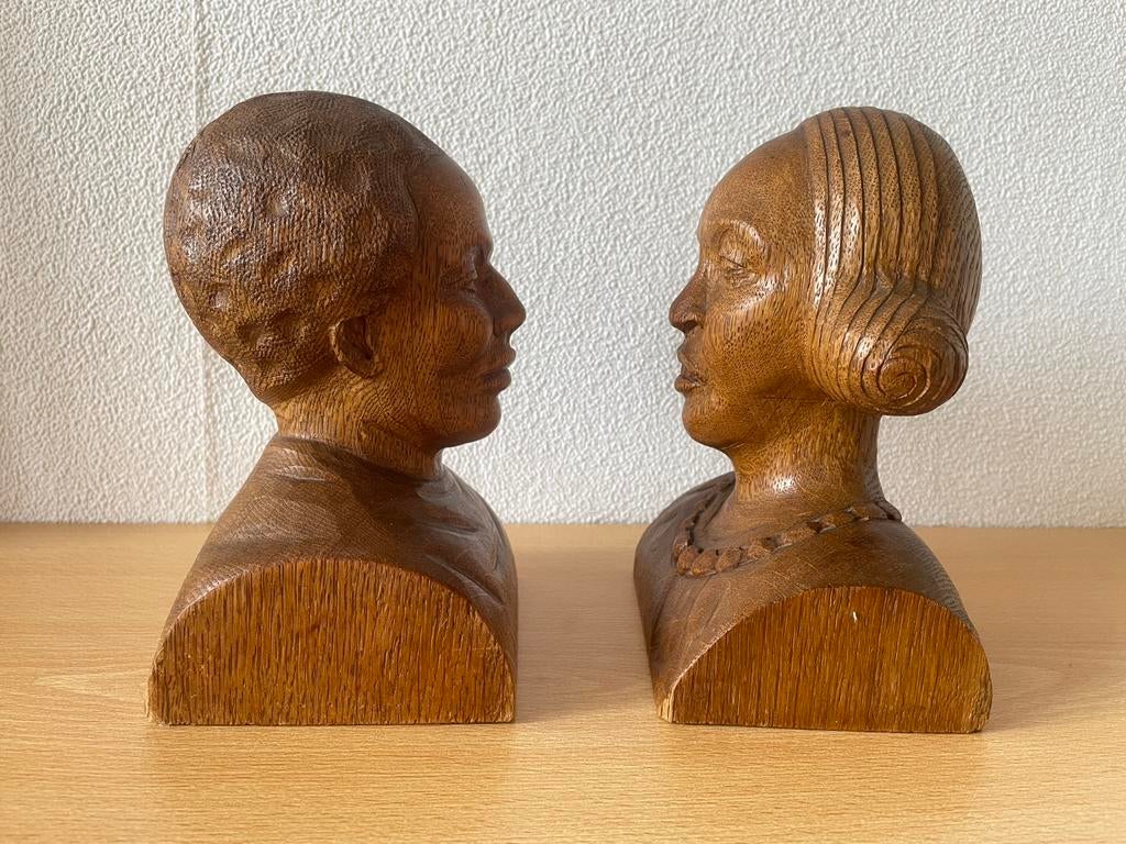 Twee houten bustes, Ophalen of Verzenden