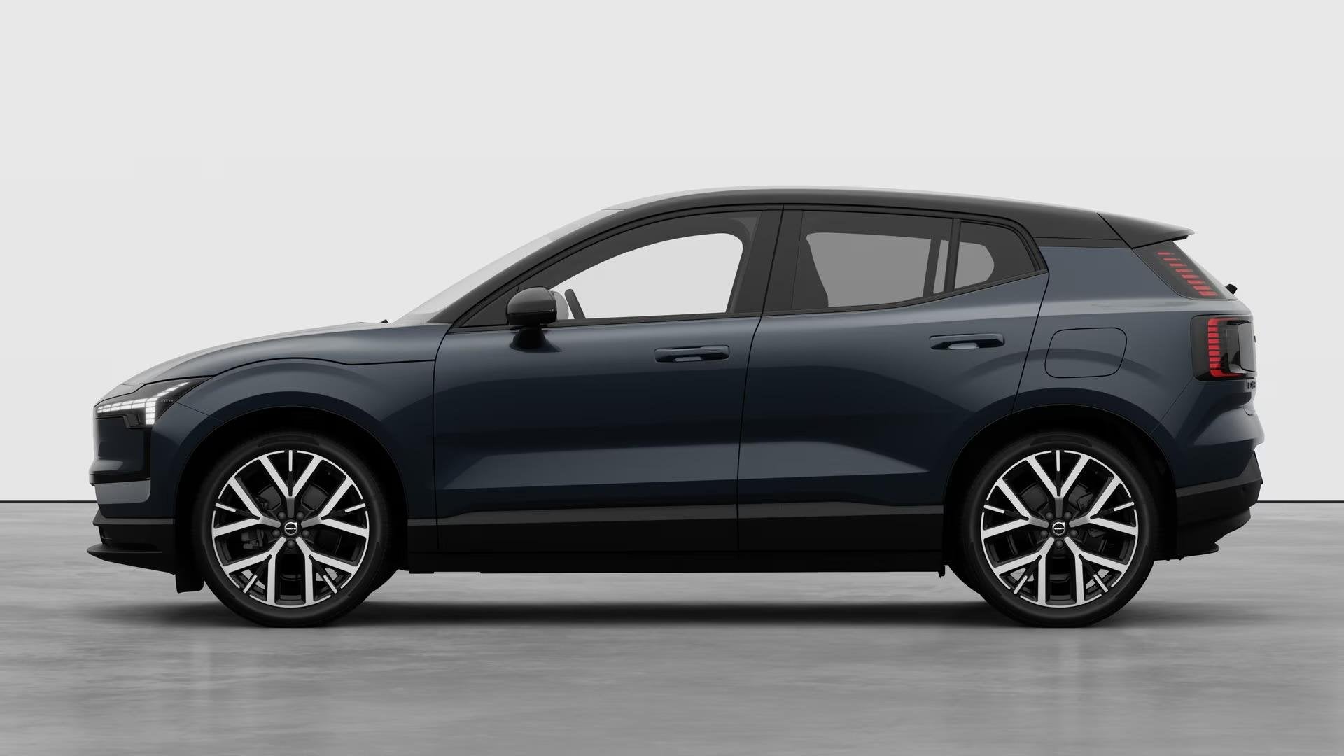 Volvo EX30 P5 Long Range Plus Black Edition Europa 69 kWh |, Automaat, Achterwielaandrijving, Blauw, Leder en Stof