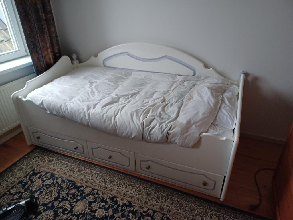 éénpersoons bed met bergruimte, Huis en Inrichting, Ophalen, 90 cm, Eenpersoons, Zo goed als nieuw