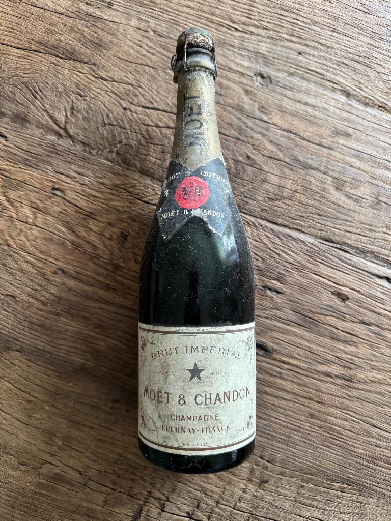 1960-1970 Moet & Chandon champagne, Verzamelen, Frankrijk, Nieuw, Ophalen of Verzenden, Champagne
