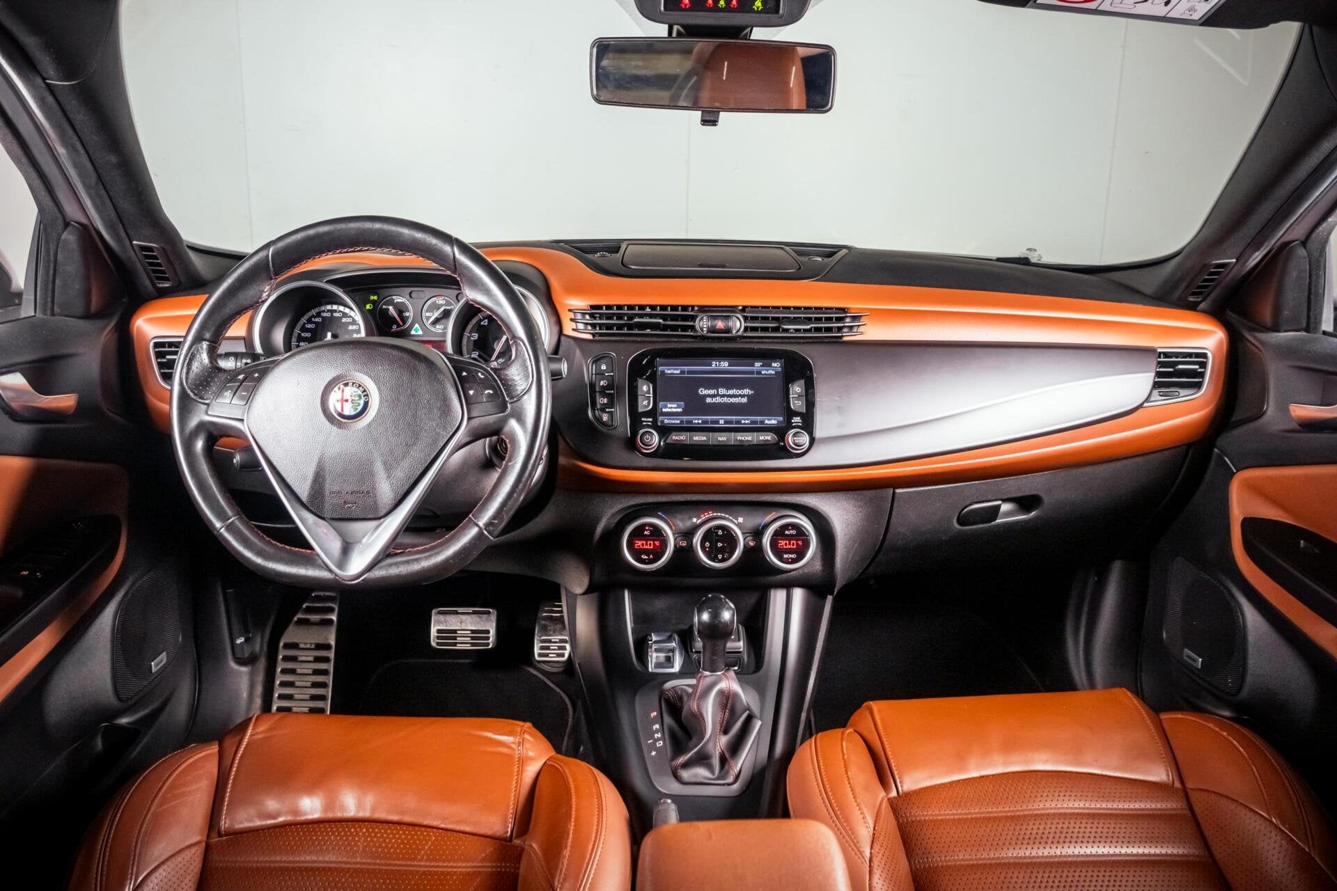 Alfa Romeo Giulietta 1.7 TBi Quadrifoglio Verde TCT|Memory|S, Gebruikt, 4 cilinders, Verwarmde buitenspiegels, 14 km/l