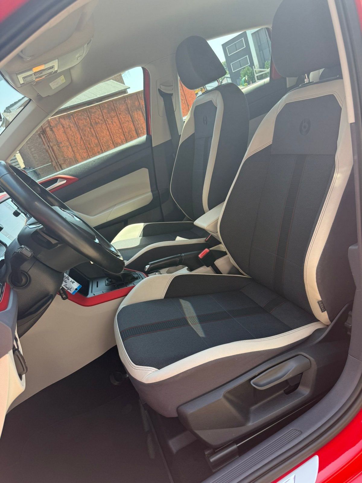 Volkswagen Polo 1.0 TSI Beats DSGAutomaat 5D Bluemotion CarP, Stof, 40 €/maand, Euro 6, 95 pk
