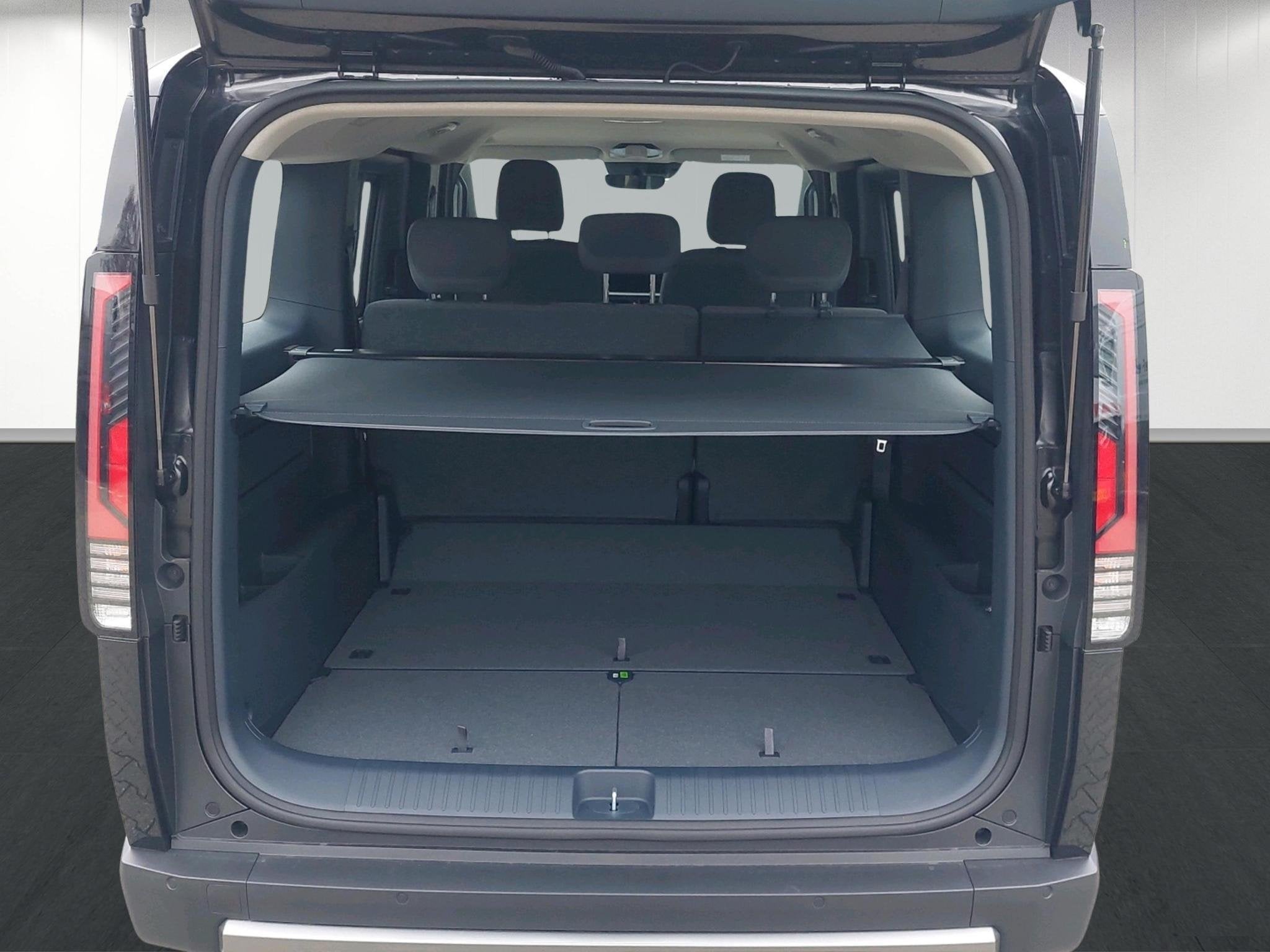 Foto 16 van Kia PV5 Elite 71.2 kWh | Stoelverwarming | Camera | Adaptiev