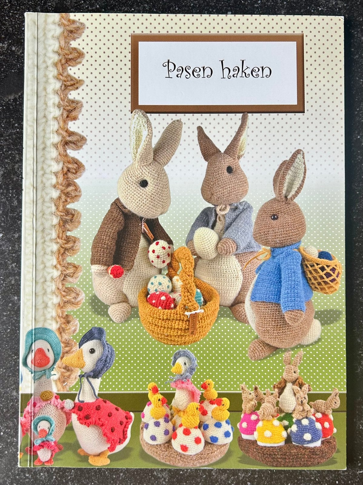 Anja Toonen - Pasen haken - stijl Beatrix Potter, Ophalen of Verzenden, Nieuw, Breien en Haken, Anja Toonen