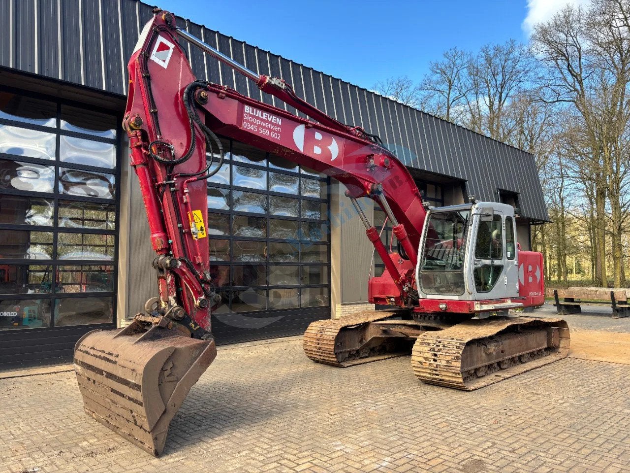 Kato HD 823 MR 3 LC (bj 2007), Zakelijke goederen, Machines en Bouw | Kranen en Graafmachines, Graafmachine