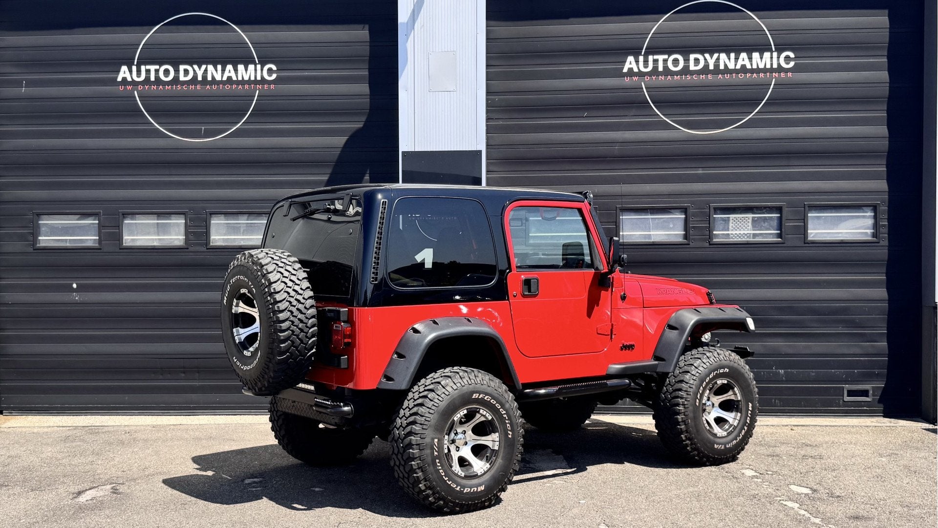 Jeep Wrangler 2.5i Softtop | Hardtop | Custom Build Belastin, foto 5