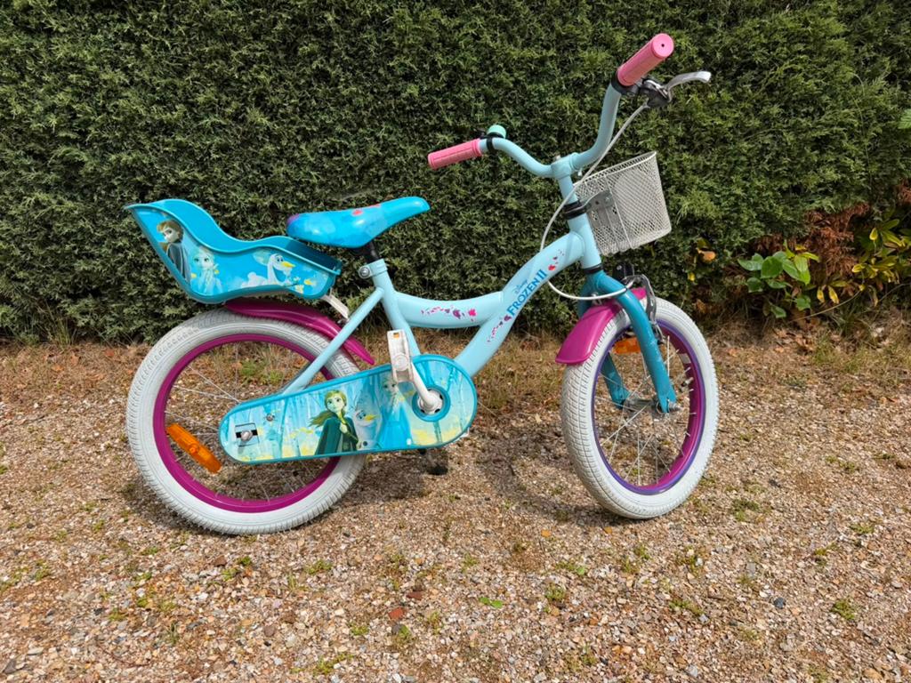 Frozen kinderfiets 16 inch met poppenstoeltje, Zijwieltjes, Velgrem, Ophalen of Verzenden, 16 tot 20 inch