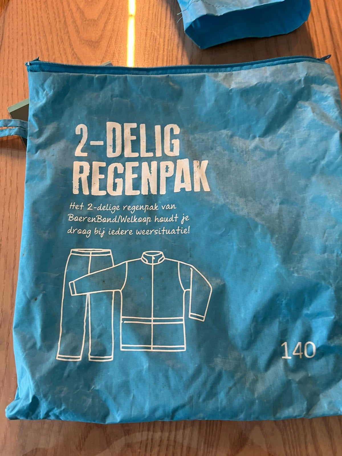 Als nieuw regenpak maat 140 blauw en lichtblauw, Ophalen, Zo goed als nieuw, Jongen of Meisje, Jas