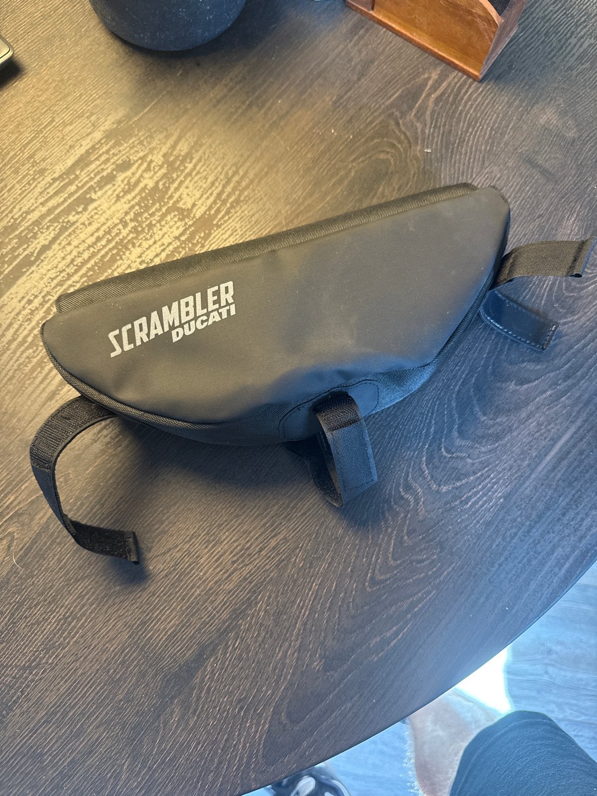 Ducati Scrambler GIVI Tanktas - Zo goed als nieuw, Ophalen of Verzenden, Zo goed als nieuw