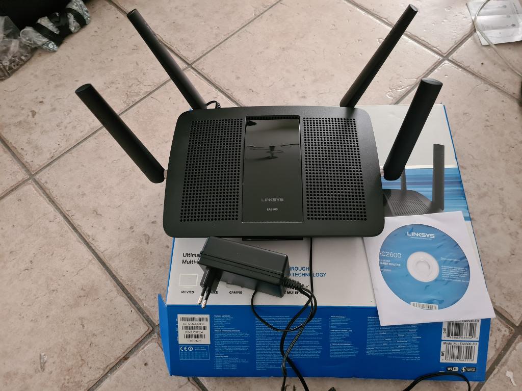 linksys EA8500 router, Ophalen of Verzenden, Zo goed als nieuw, Router, Linksys