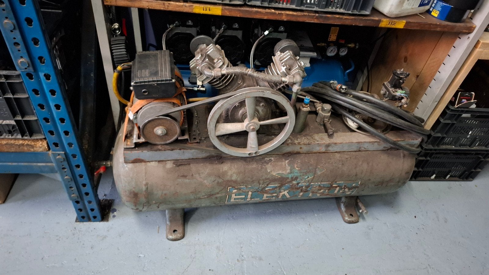 Robuuste Gebruikte Compressor, 100 liter of meer, Ophalen of Verzenden, Gebruikt, 6 tot 10 bar