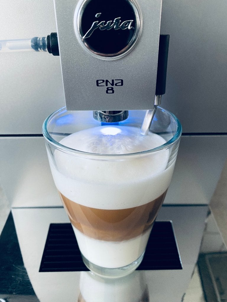 Prachtige Jura ena 8 met een grote onderhoudsbeurt., Ophalen, 10 kopjes of meer, Koffiemachine, Zo goed als nieuw