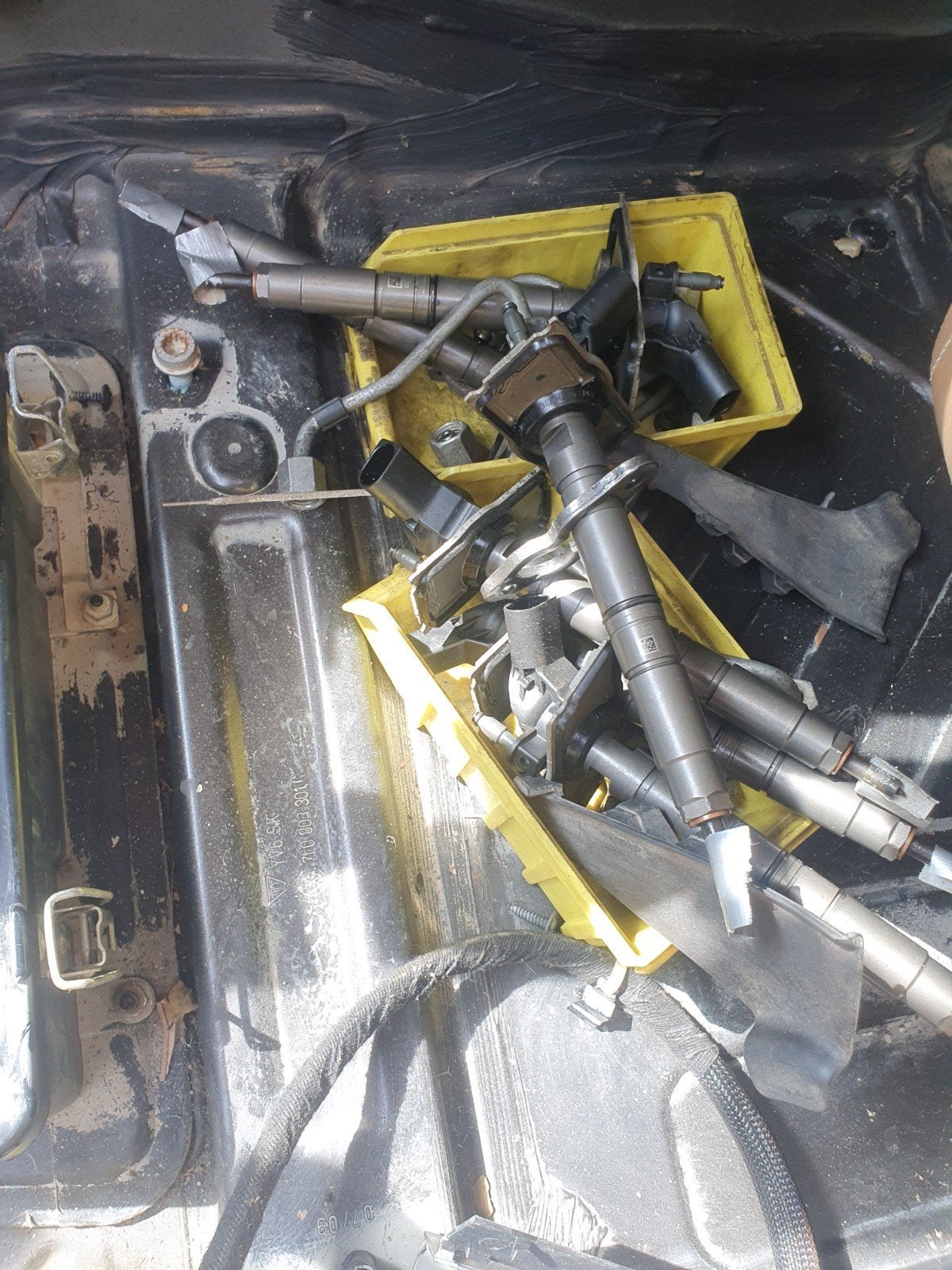 Injector injectoren Diesel porsche cayenne, Ophalen of Verzenden, 250 mm of meer