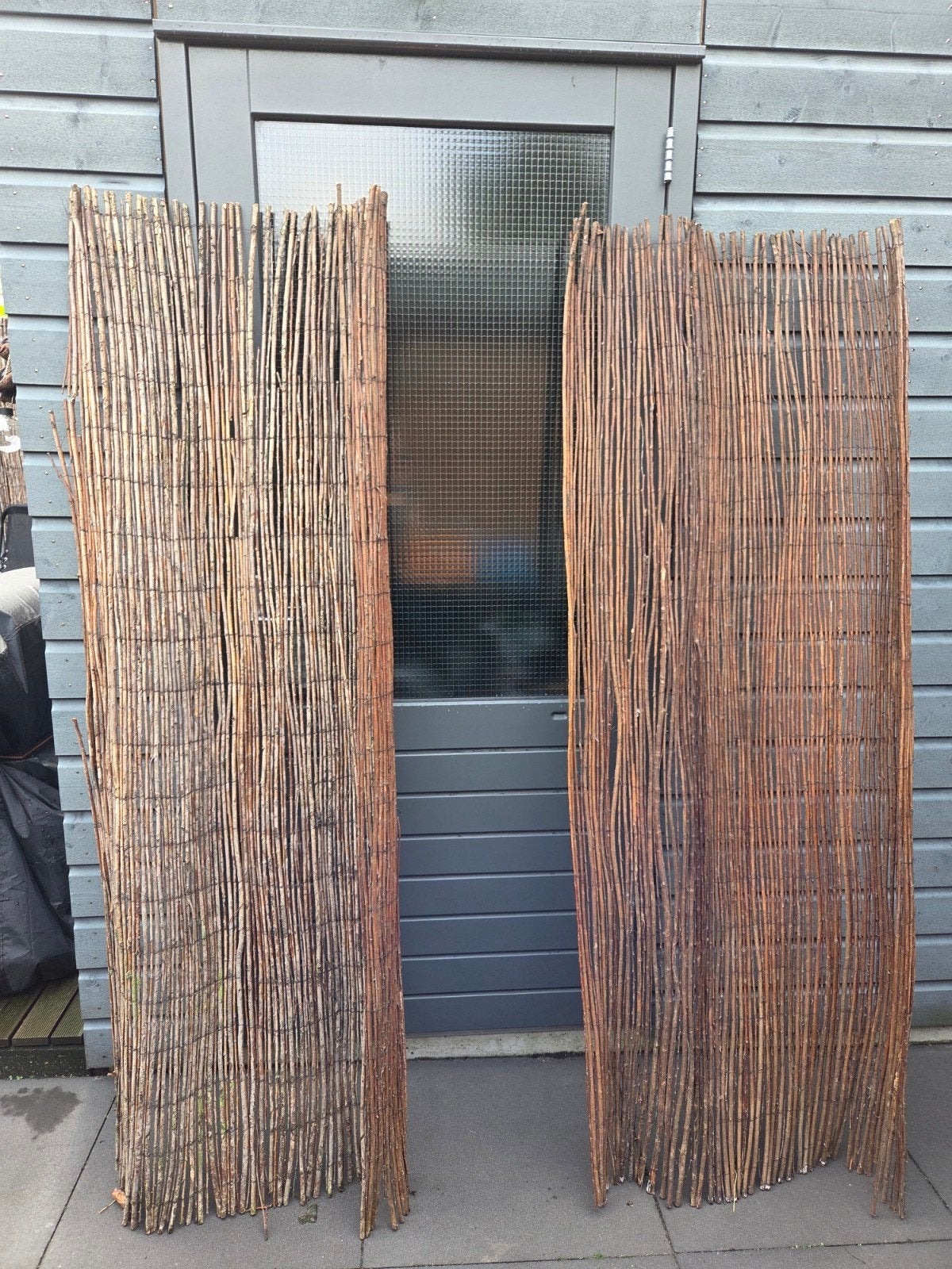 Twee rieten schuttingdelen / tuinschermen, Tuin en Terras, Ophalen, Overige materialen, Gebruikt, Minder dan 100 cm