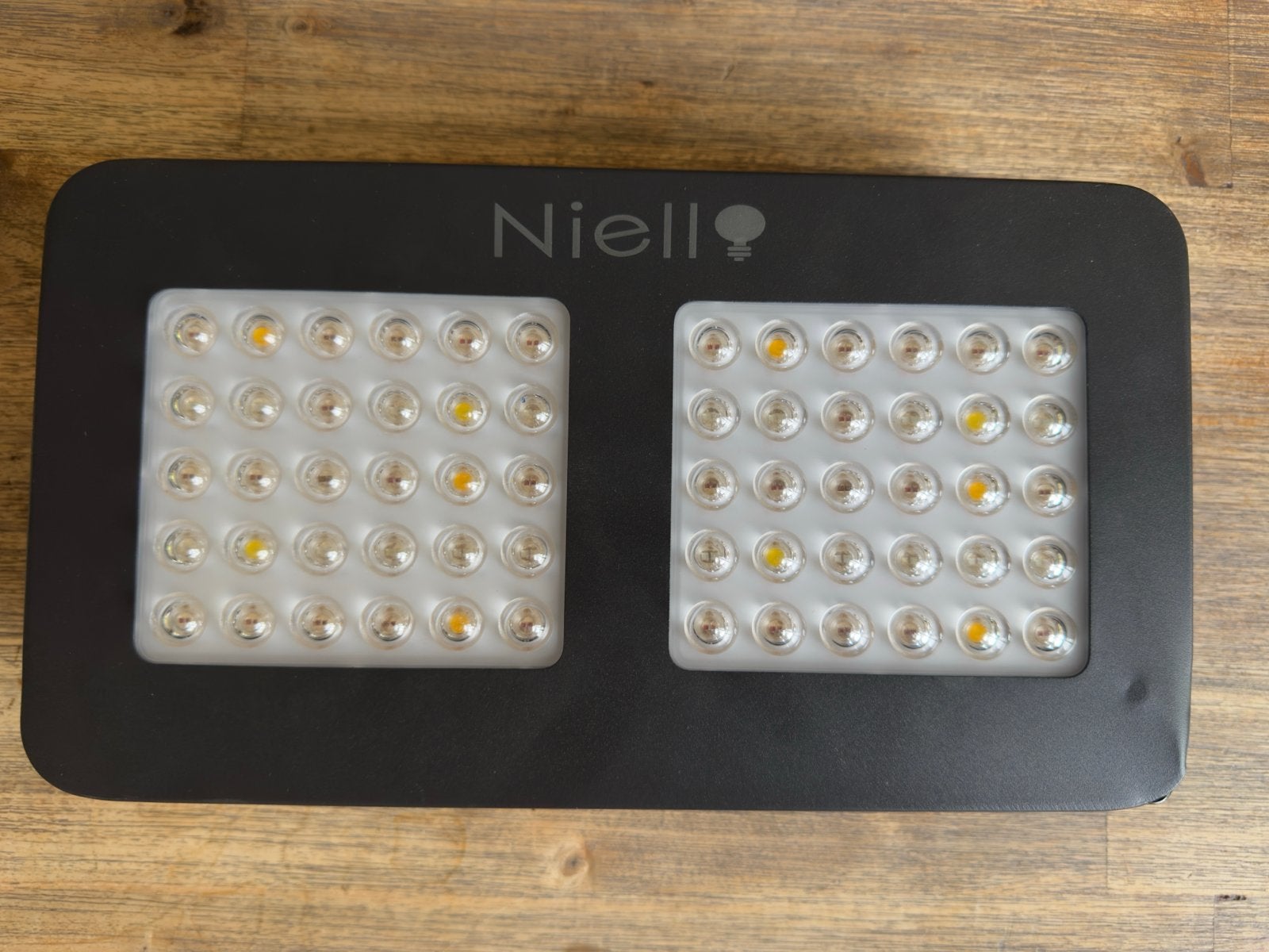 Niello M-300 LED Groeilamp 300W Full Spectrum voor planten, Ophalen of Verzenden, Volle zon