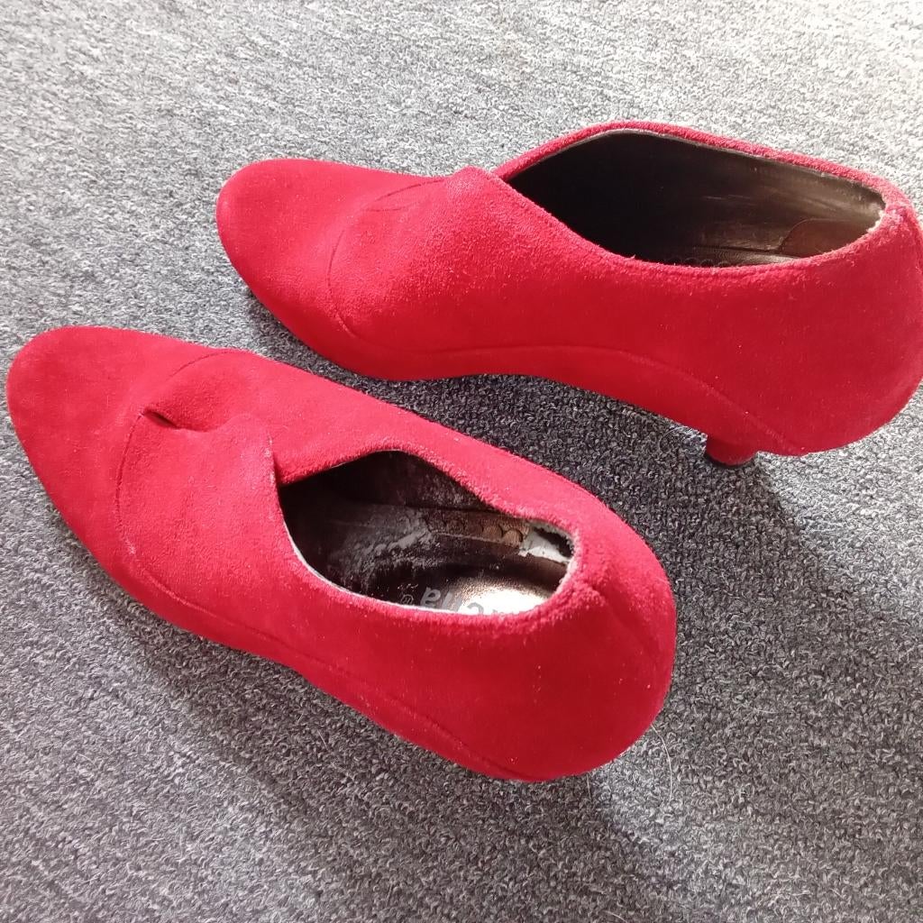 Prachtige dames schoenen mt 40 merk sacha. Zgan, Overige kleuren, Ophalen of Verzenden, Zo goed als nieuw, Schoenen met hoge hakken