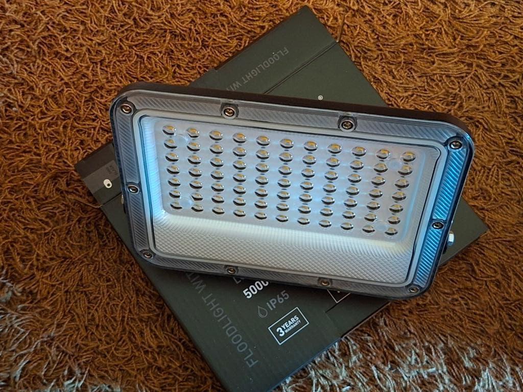 Breedstraler 50 watt (2x), Tuin en Terras, Buitenverlichting, Wandlamp, Ophalen of Verzenden, Netvoeding, Led