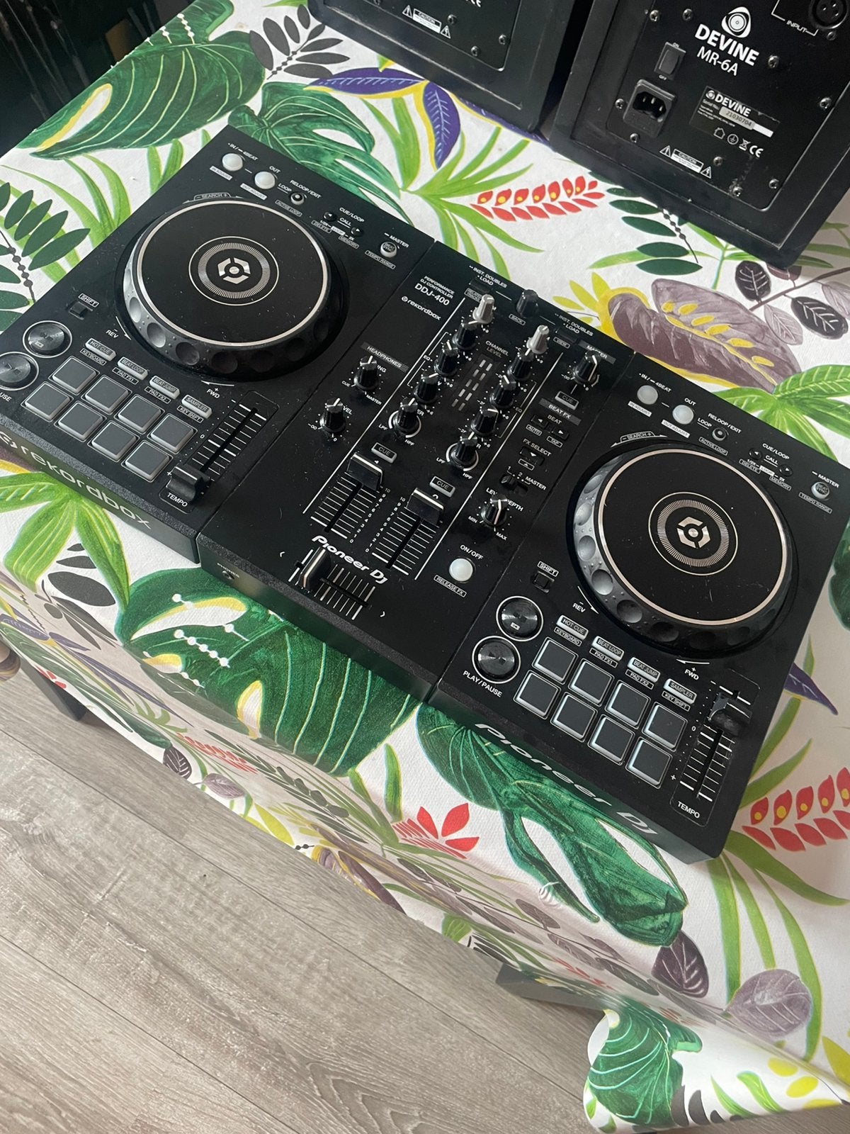 Foto 3 van Pioneer DJ DDJ-400