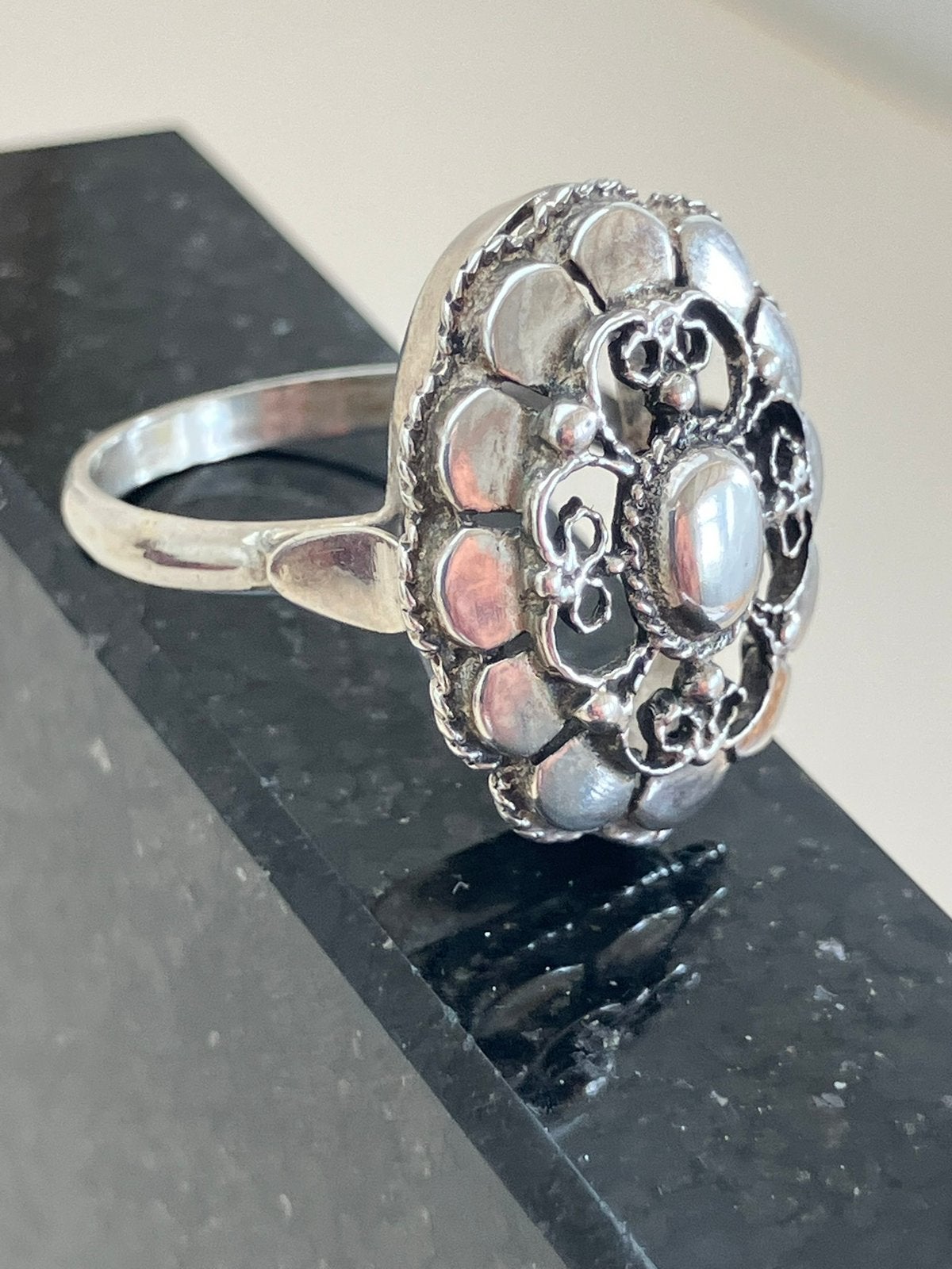 Antieke zilveren ring, Ophalen of Verzenden, Zo goed als nieuw, 17 tot 18, Dame