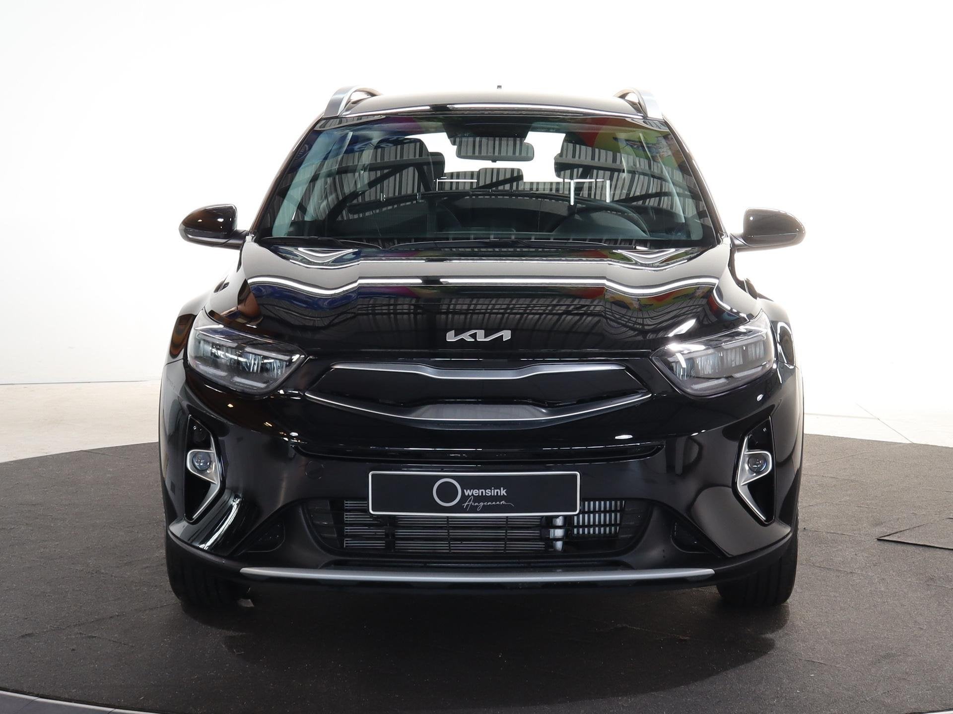 Kia Stonic 1.0 T-GDi MHEV DynamicLine | vanaf € 429,- per, Voorwielaandrijving, 710 kg, Zwart, Origineel Nederlands