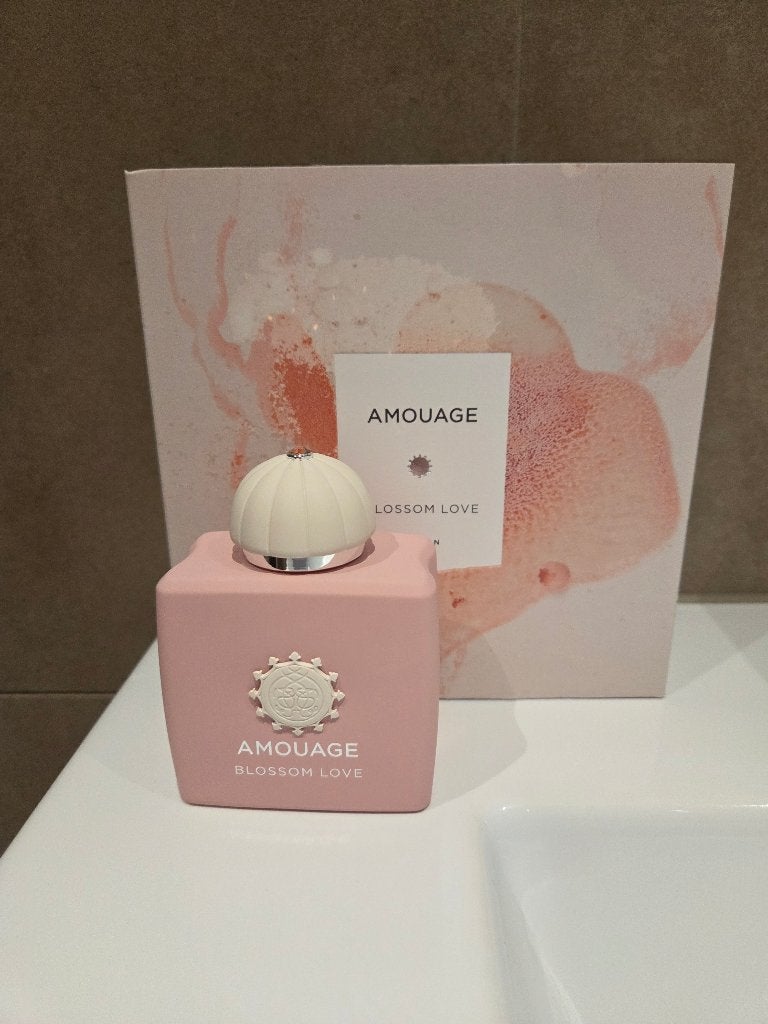 Amouage parfum blossom love, Ophalen of Verzenden, Nieuw