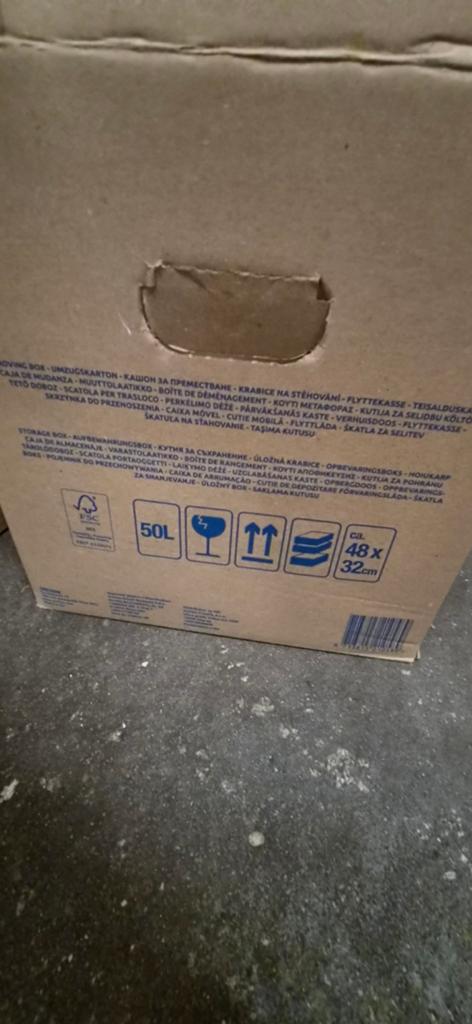 Verhuis doos action + een rol inpak papier, Ophalen, Doos, 40 tot 60 cm, 50 tot 75 cm