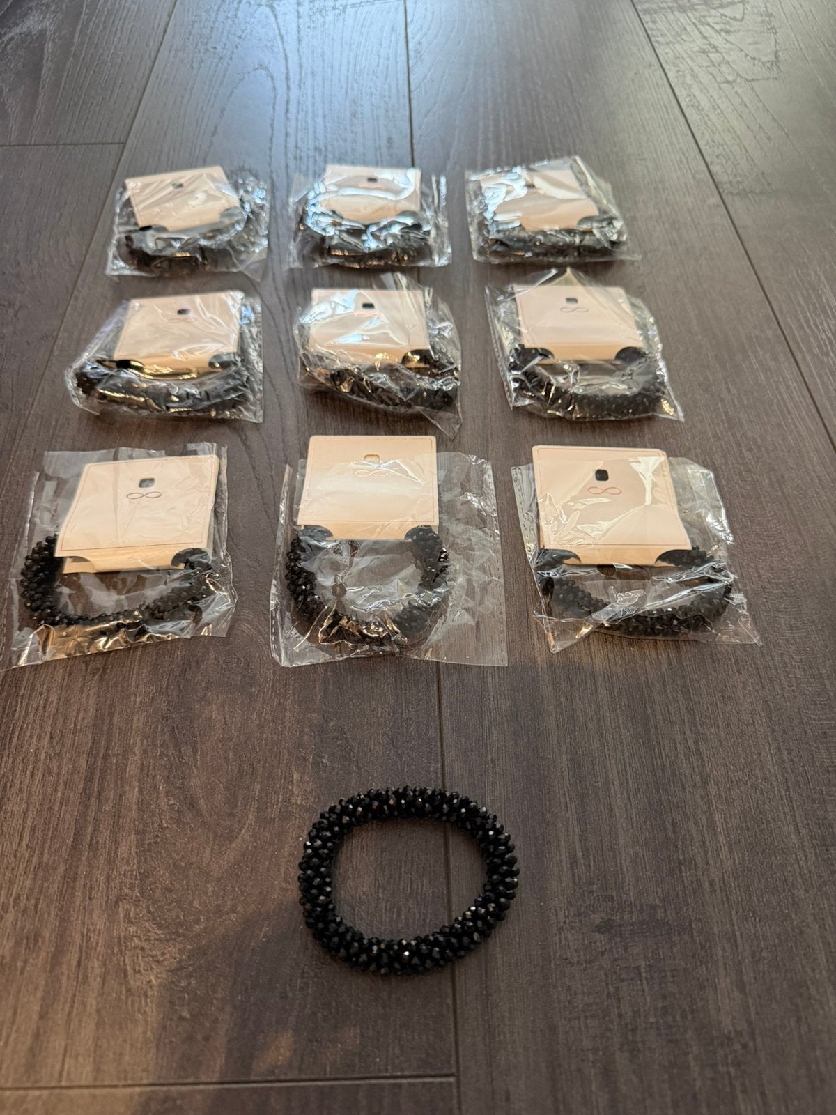 Partij 10 stuks mooie  elastische armbandjes A43/44, Ophalen of Verzenden, Nieuw, Overige kleuren, Overige materialen