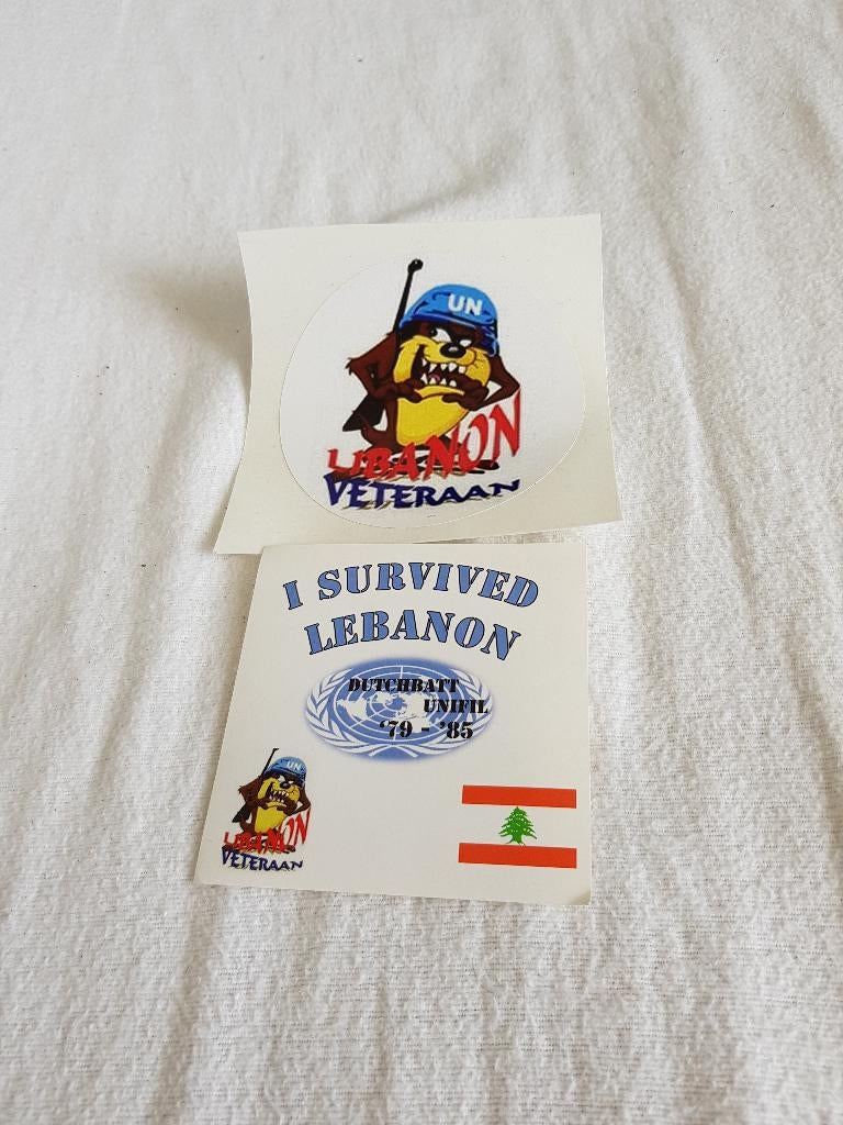 2X STICKERS LIBANON, Verzamelen, Militaria | Algemeen, Ophalen of Verzenden, Landmacht, Nederland, Embleem of Badge