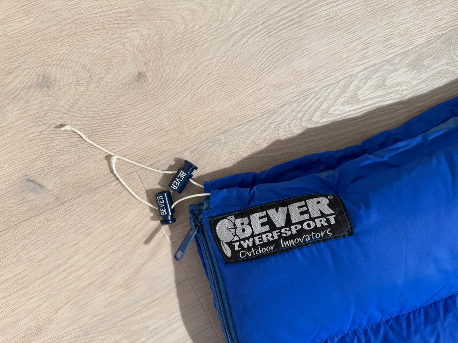Bever Outdoor slaapzak dons voor backpacken camping kamperen, Caravans en Kamperen, Slaapzakken, Ophalen of Verzenden, Zo goed als nieuw