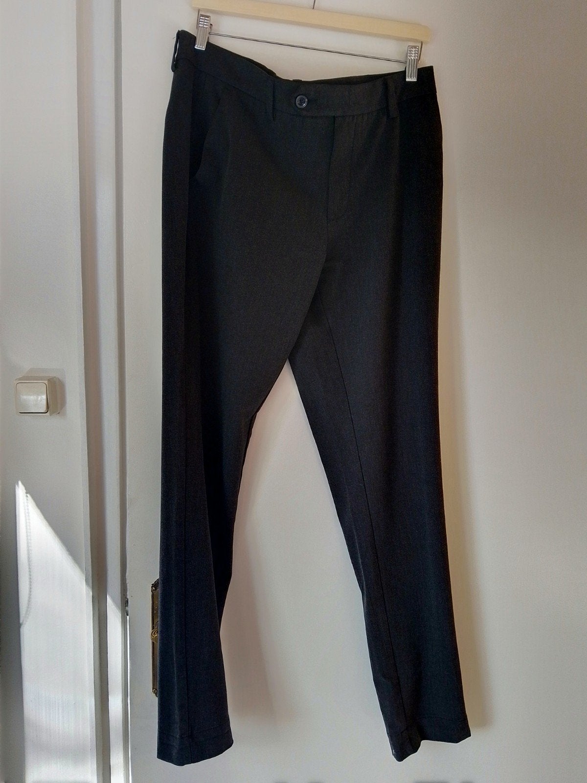 Broek/chino Jack and jones studio donker grijs maat 33/34, Maat 56/58 (XL), Ophalen of Verzenden, Zo goed als nieuw, Grijs