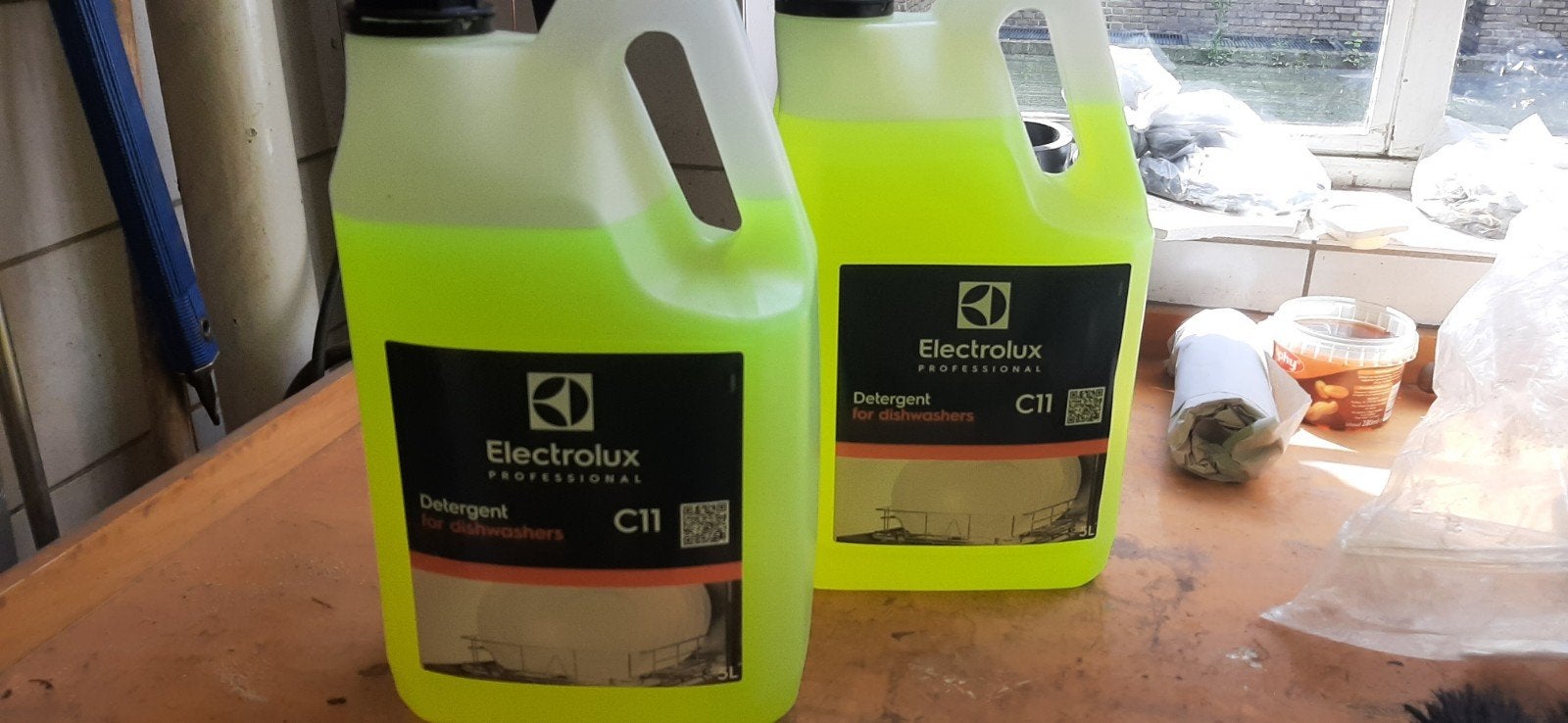 2 verpakingen Electrolux prof. vaatwasmiddel., Ophalen of Verzenden, Zo goed als nieuw