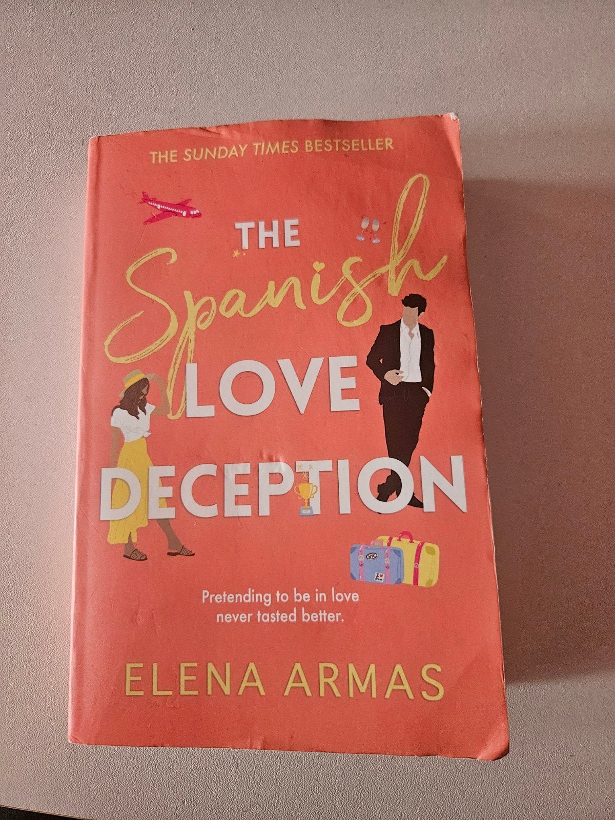 The spanish love deception, Ophalen of Verzenden, Gelezen, Elena Armas, Fictie