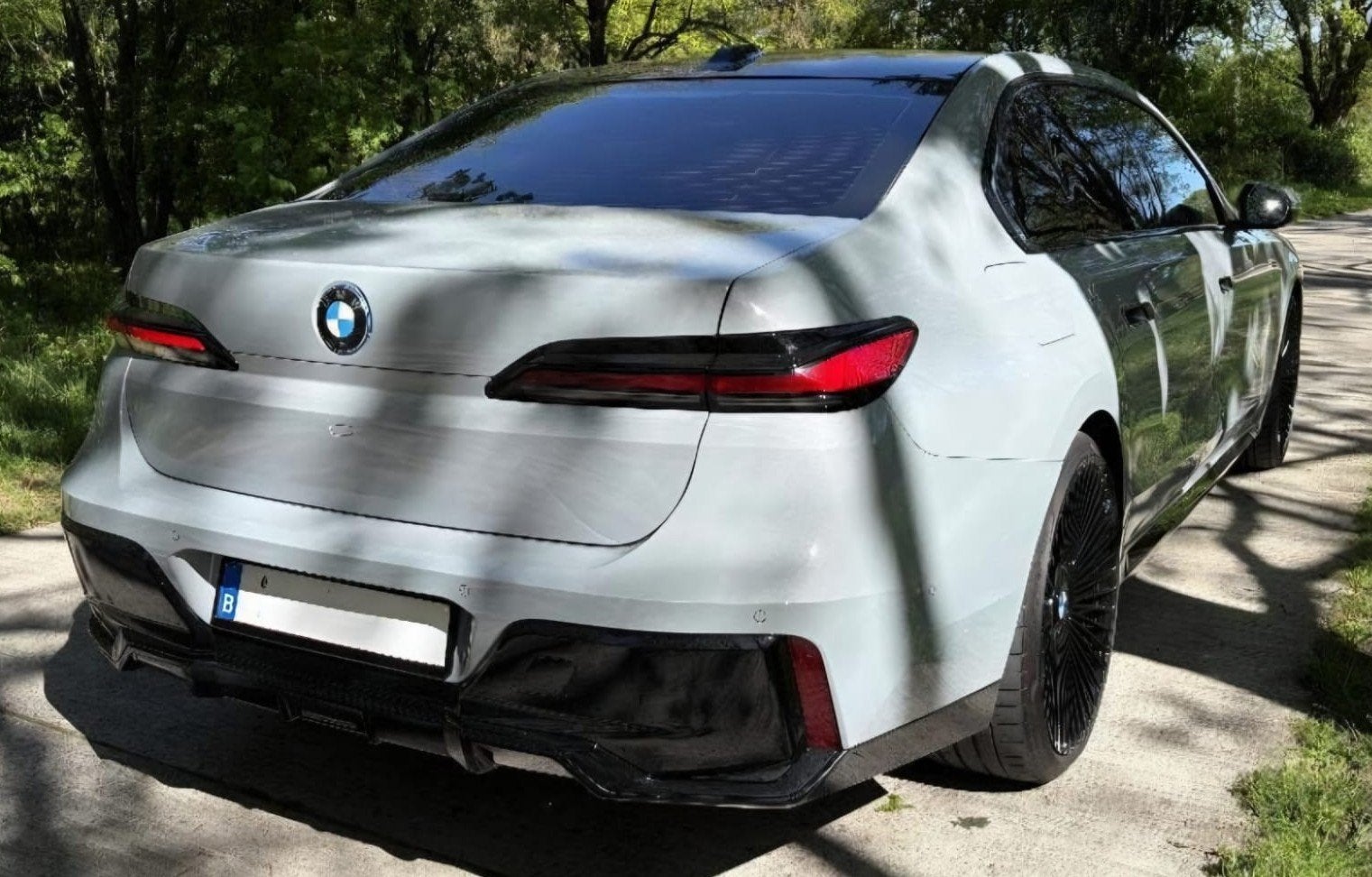 BMW I7 EDrive50 106 kWh | Brooklyn Grau | Driving Assistant, Auto's, Automaat, Dealer onderhouden, Achterwielaandrijving, Gebruikt