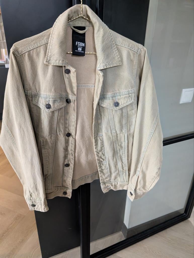 New Yorker FSBN spijkerjack beige met 'CHAOTIC' opdruk, Maat 48/50 (M), Beige, Ophalen of Verzenden, Zo goed als nieuw