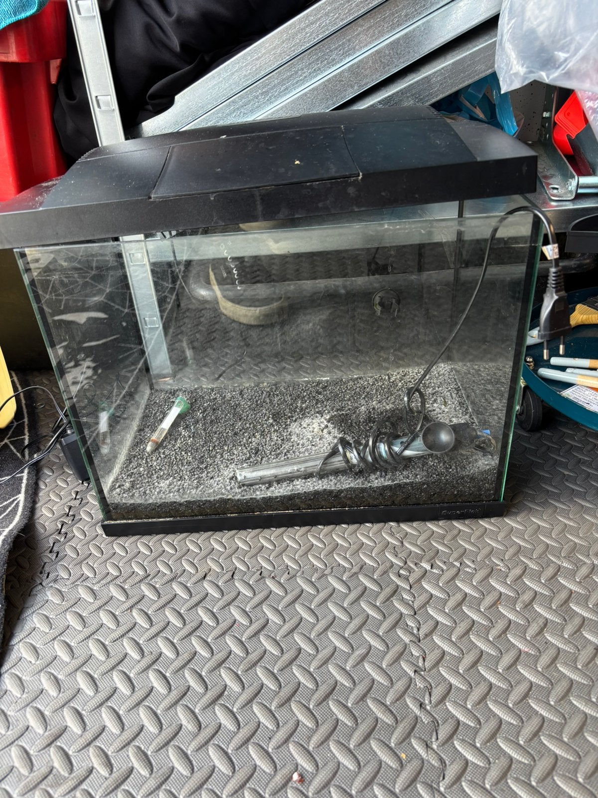 Vissen aquarium 54 liter, Ophalen, Zo goed als nieuw, Leeg aquarium