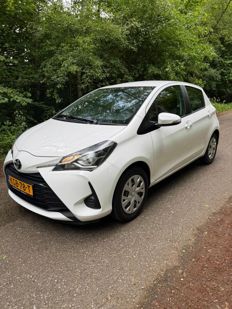 Toyota Yaris 1.0 16V Vvti 5DR 2018 Wit, Auto's, Voorwielaandrijving, Bedrijf, Handgeschakeld, Yaris