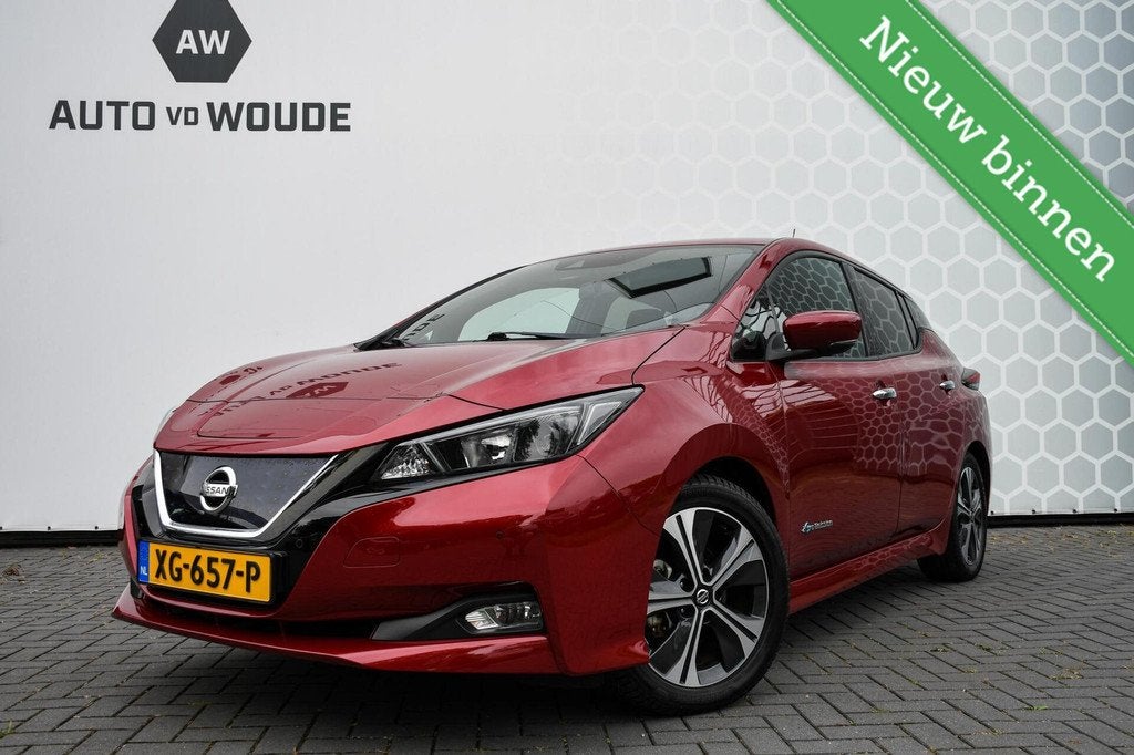 Nissan LEAF Tekna 40 kWh Stuurverwarming Led SOH 93%, Auto's, Stof, Zwart, 150 pk, Origineel Nederlands