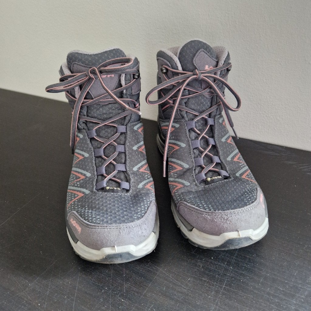 Wandelschoenen Lowa z.g.a.n., Ophalen of Verzenden, Zo goed als nieuw, Schoenen