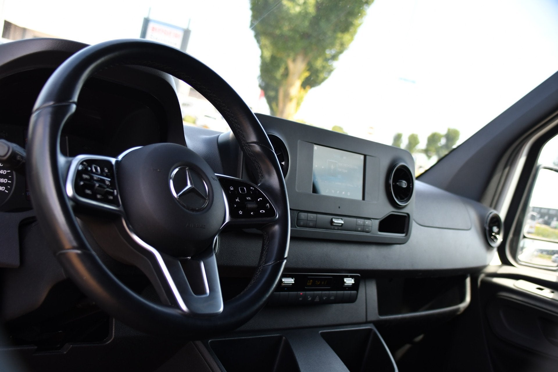Mercedes-Benz Sprinter 317 1.9 CDI L2H1 AMG Edition Camera,, Auto's, Automaat, Automatische klimaatregeling, Gebruikt, 4 cilinders