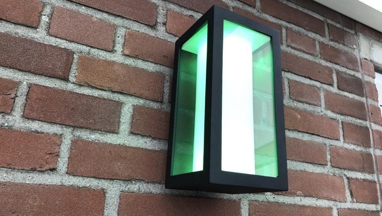 Philips Hue Impress Buitenwandlamp - Zwart, Smart LED, Metaal, Gebruikt, Zwart, Kleur aanpasbaar