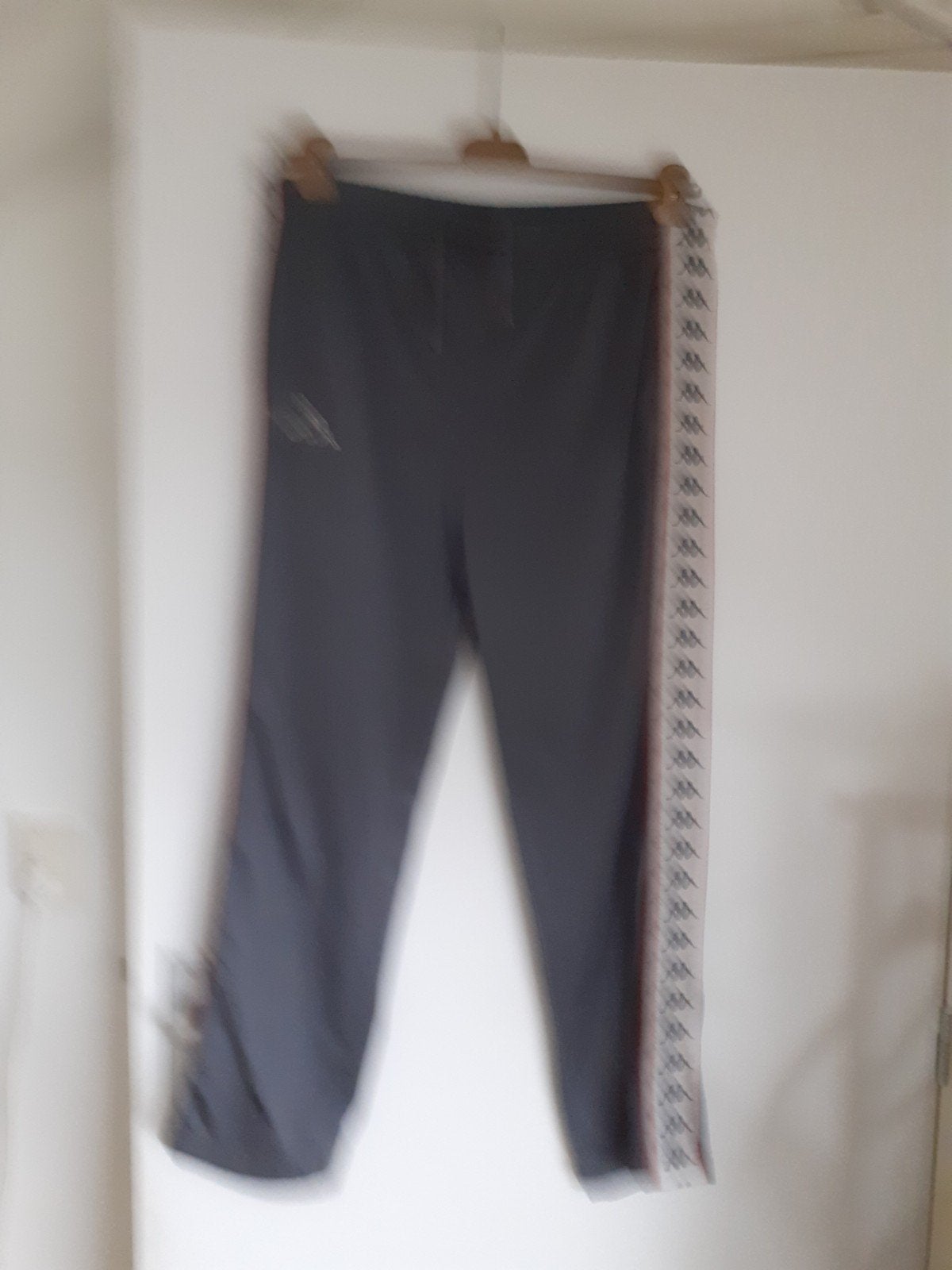 Kappa trainingsbroek - Grijs met zijstrepen, Maat 38/40 (M), Kappa, Ophalen of Verzenden, Fitness of Aerobics