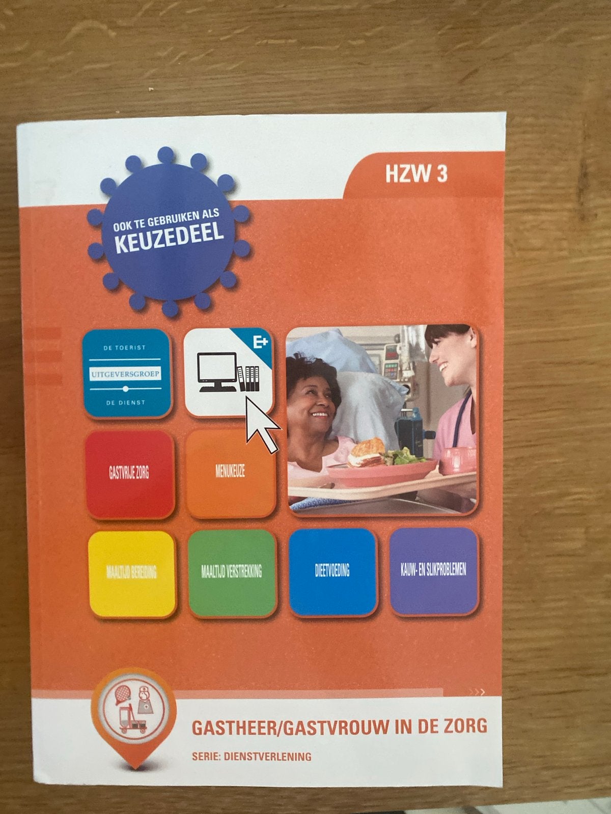Gastheer/Gastvrouw in de Zorg HZW 3 - Dienstverlening, Ophalen of Verzenden, Gamma, Zo goed als nieuw, MBO