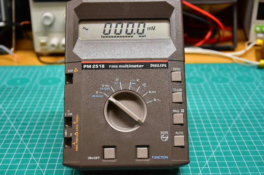 Philips PM 2518 RMS Multimeter - Vintage en Functioneel, Doe-het-zelf en Verbouw, Ophalen, Zo goed als nieuw, Multimeter