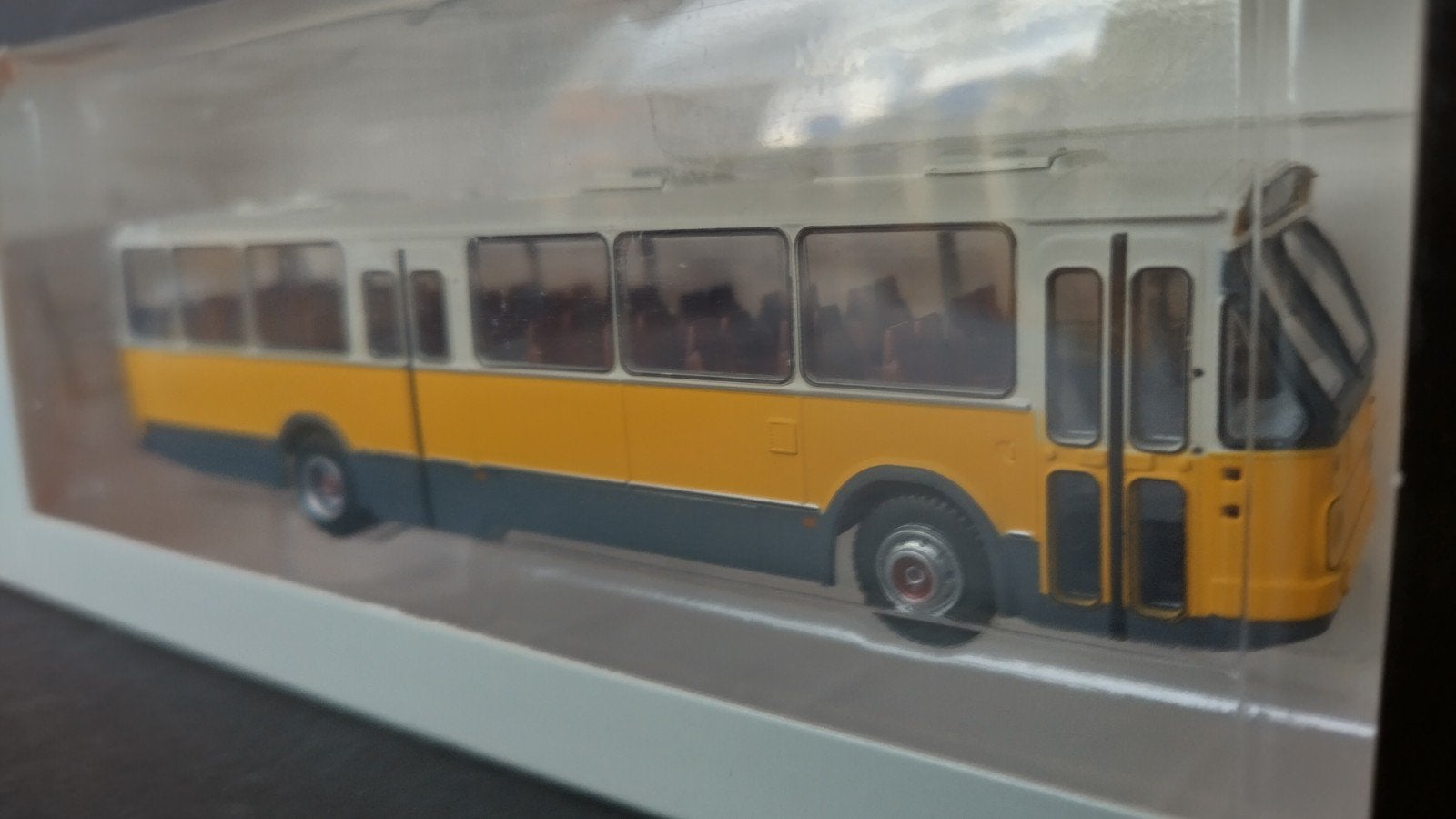 Leyland Den Oudsten Stadsbus middenuitstap 1:87 Artitec Pol, Overige merken, Artitec, Nieuw, Bus of Vrachtwagen
