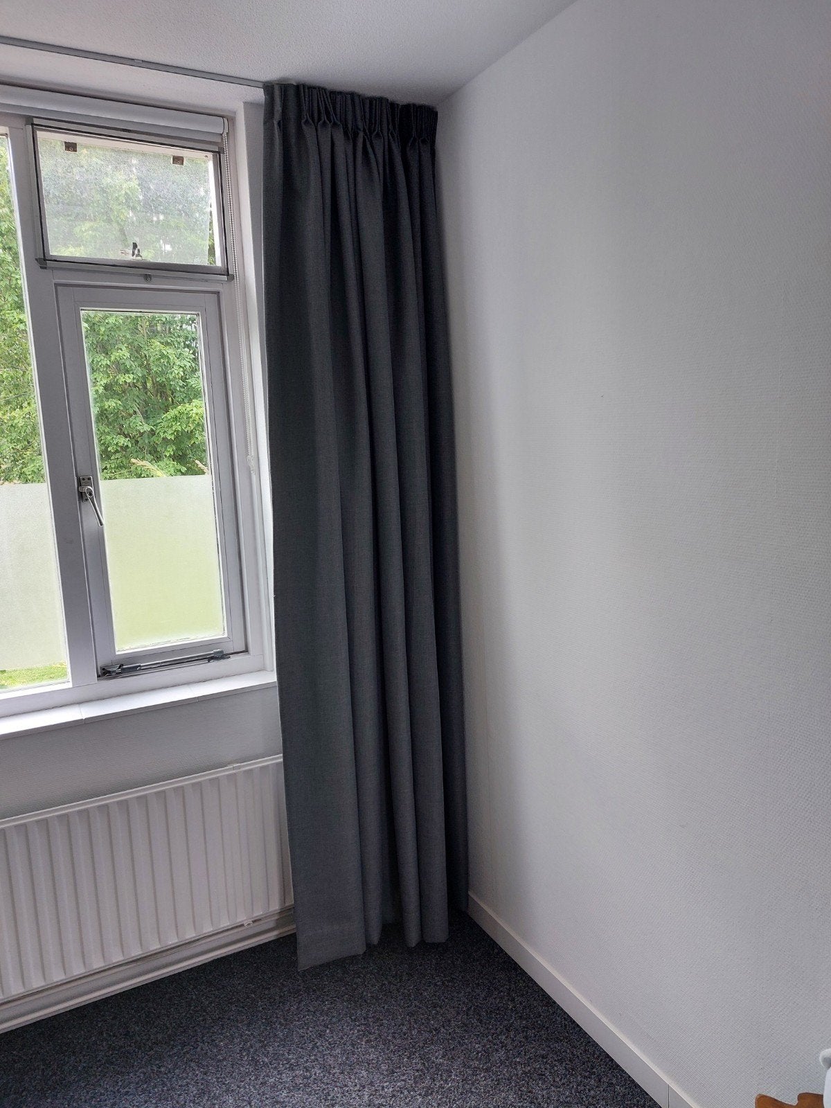 Gordijnen, voor raam van 1.80 cm grijs, verduisterend, Ophalen