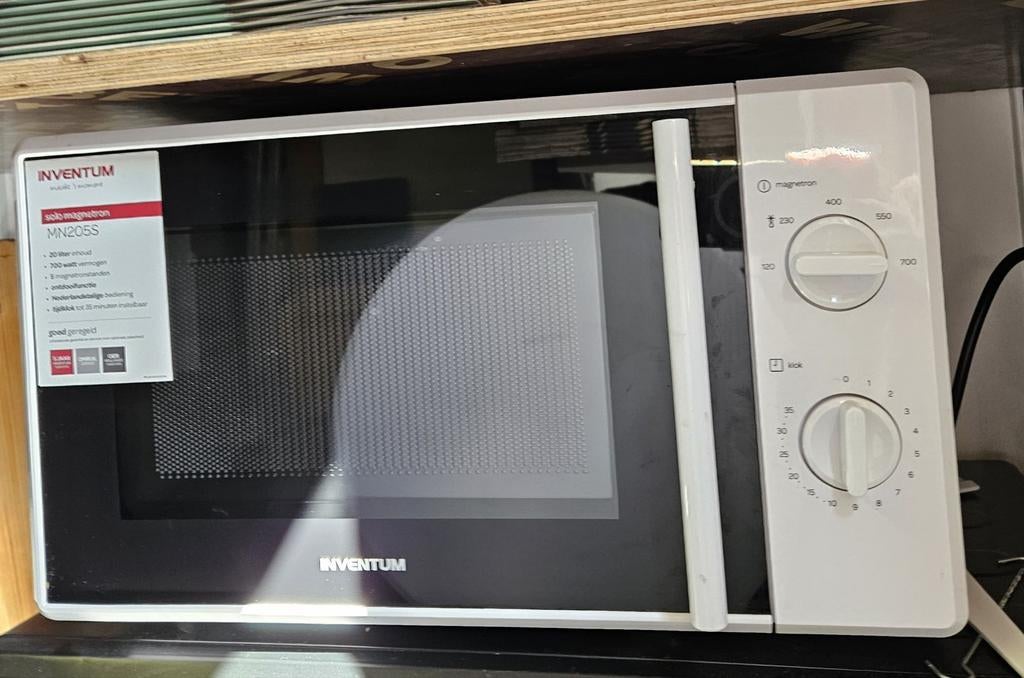 Inventum MN205S Solo Magnetron, Witgoed en Apparatuur, Magnetrons, Nieuw, Vrijstaand, Magnetron, 45 tot 60 cm, Draaiplateau, Ophalen of Verzenden